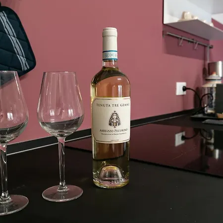 Tenuta Tre Gemme A Mare - Purple Pescara